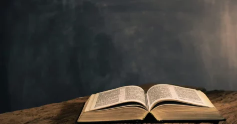 Lire la Bible et partager sur le texte biblique